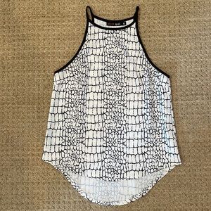 Alive girl black & white high neck top